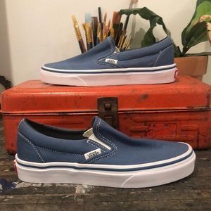 Vans classic slip on’s